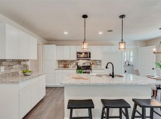 117 S College St, Pilot Point, TX 76258