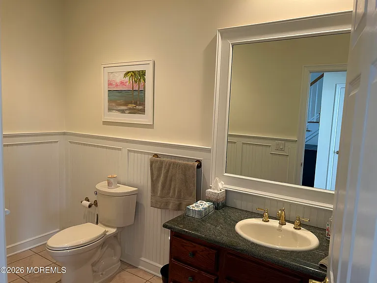 206 Pointe Dr — Photo 6