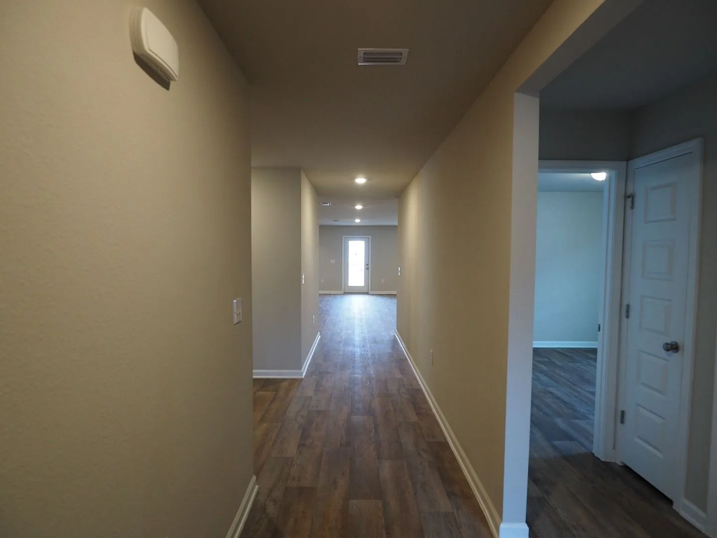 4 bedroom home in Foley — Photo 3