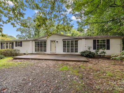 573 Deep Gap Loop Rd, Flat Rock, NC, 28731