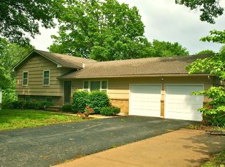300 S Stevenson St, Olathe, KS 66061