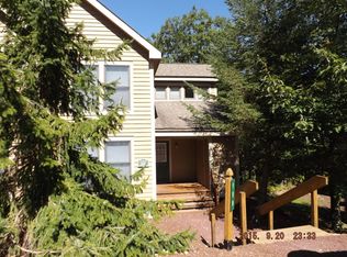 159 Pine Ct, Tannersville, PA 18372