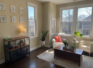 2440 W Cortland St #1, Chicago, IL 60647