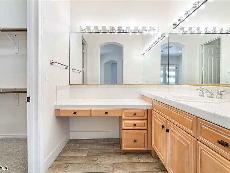 904 Pont Chartrain Dr — Photo 17