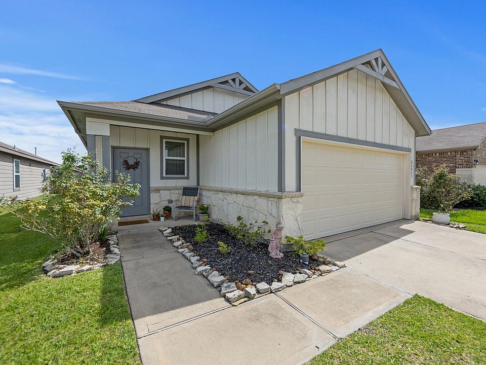1st image of 24043 Hay Needle Ln