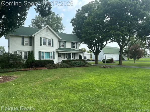 7228 Yankee Rd, Ottawa Lake, MI 49267