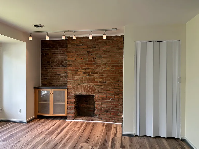 2 Boggs Ave #6 — Photo 2