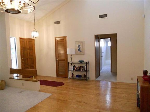 3rd image of 6260 N Palm Ave Unit 144