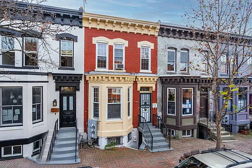 904 French St NW #2 Photo 1