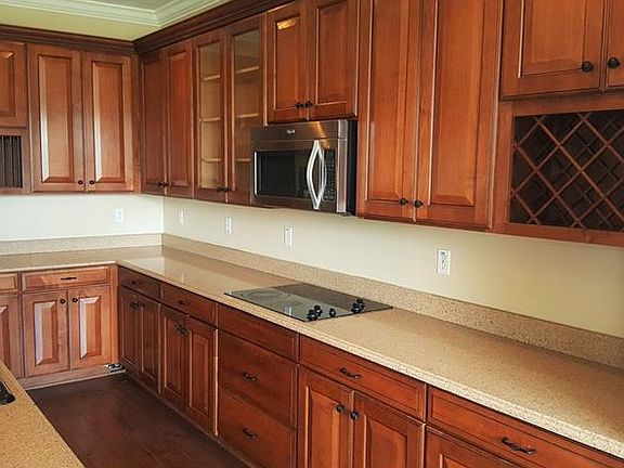 3rd image of 4404 Aruba Blvd