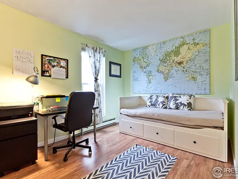 1011 E Moorhead Cir — Photo 14