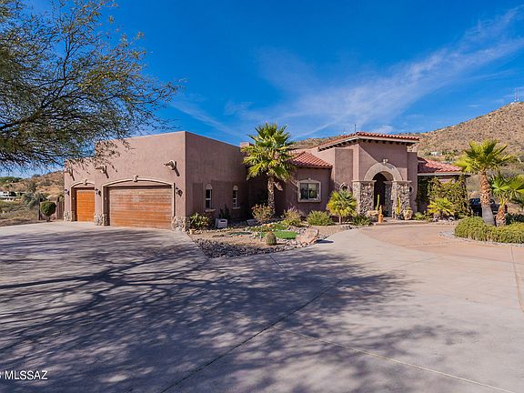 2nd image of 561 E Camino Vista Del Cielo