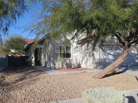 2nd image of 8213 Cline Mountain St