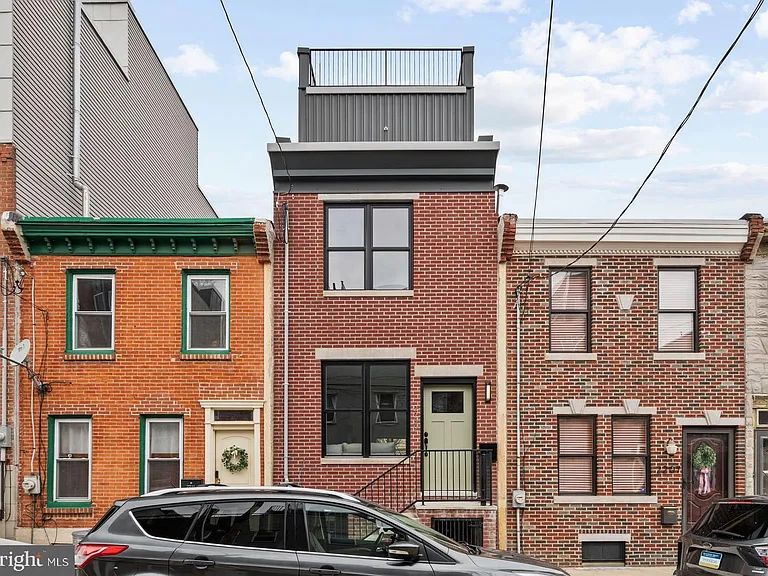 2209 Montrose St — Photo 49