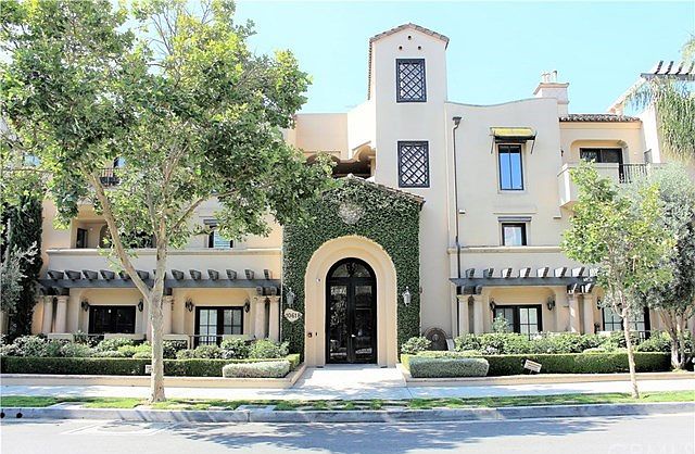 Wonderful Curb Appeal.  Built in 2006.