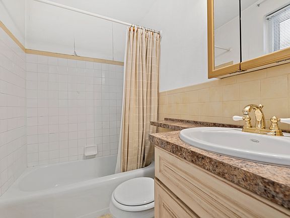 5th image of 333 E 79th St APT 16O