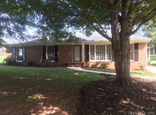 628 Old Farm Rd, Statesville, NC 28625