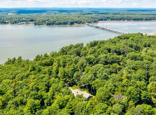 94 Sandy Point Rd, Yarmouth, ME 04096