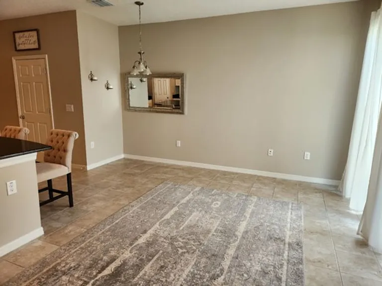 7031 Woodchase Glen Dr — Photo 6