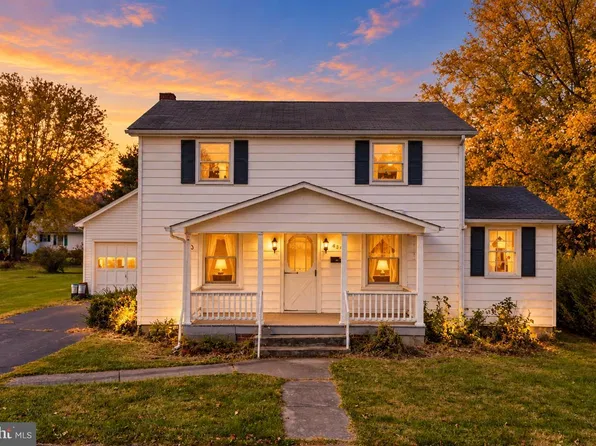 439 Elk Pl, Romney, WV 26757
