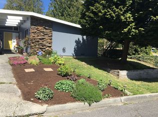 9601 Laurel Ln, Edmonds, WA 98020