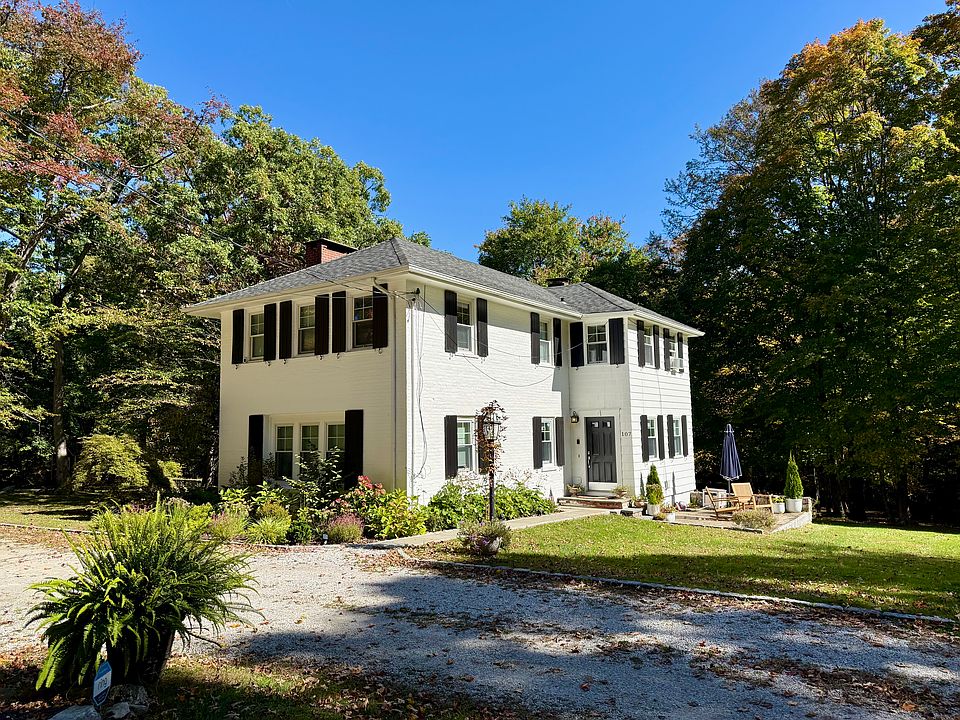 1st image of 107 Branchville Rd