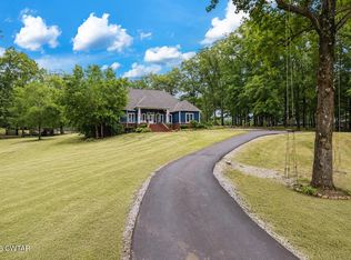 746 Oneal Ln, Henderson, TN 38340