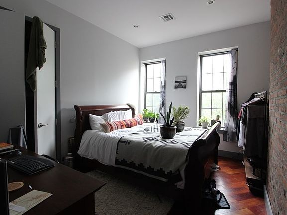 2nd image of 315 Troutman St APT 3L