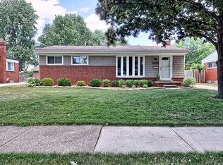 668 Jamaica Dr, Troy, MI 48083