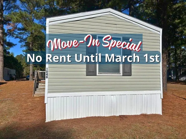 1048 Victoria St, Dillon, SC 29536