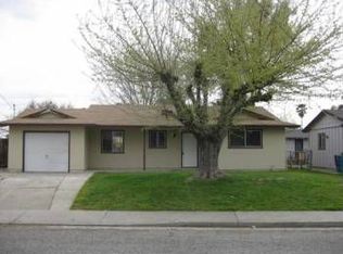 4497 Bomann Dr, Olivehurst, CA 95961