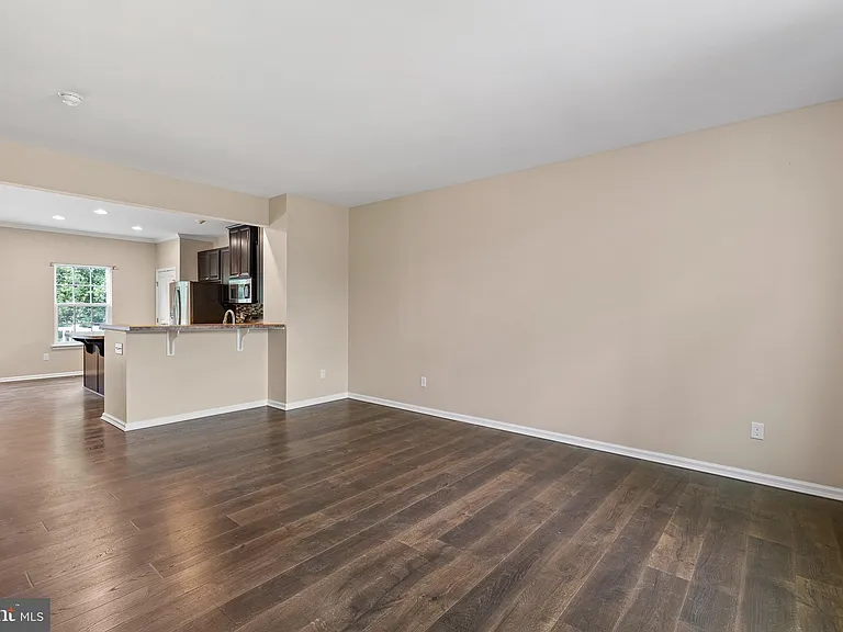 1220 Carrick Ct — Photo 8