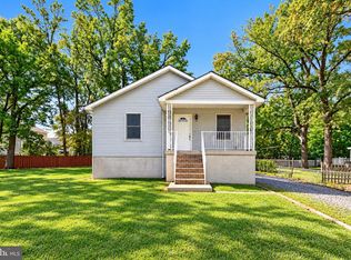 2806 11th St, Baltimore, MD 21219