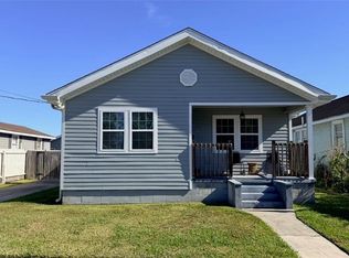 615 Brown Ave, Harvey, LA 70058