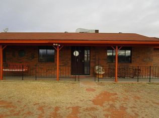 665 E Ash St, Huachuca City, AZ 85616