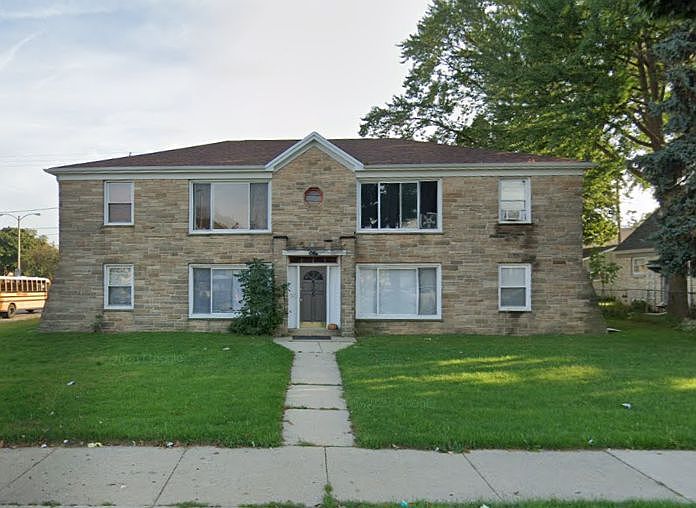 1st image of 4305 W Capitol Dr APT 1