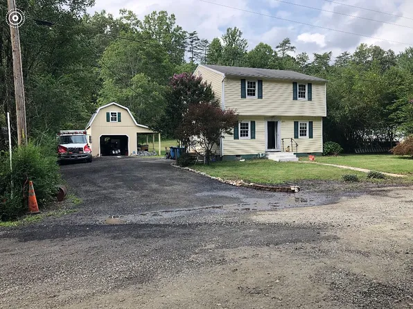 12106 Shawnee Ln, Manassas, VA 20112