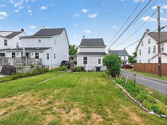3rd image of 21 E Ettwein St
