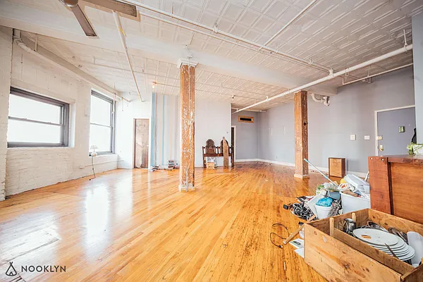 Rented by Nooklyn NYC LLC | media 4