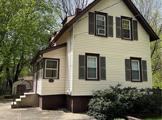 10 Falkirk Ave, Central Valley, NY 10917