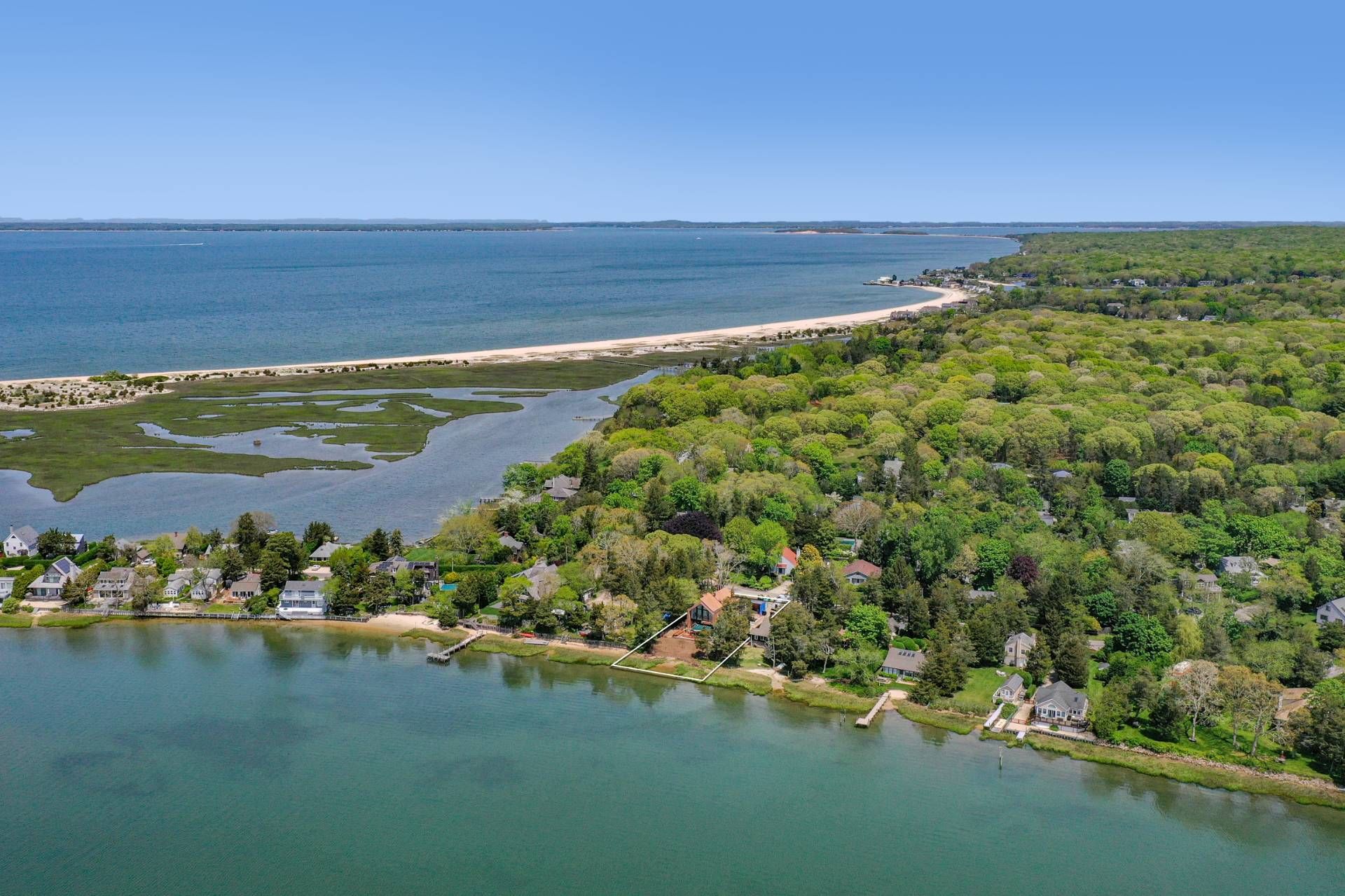 142 Towd Point Rd, Southampton, NY 11968 Out East