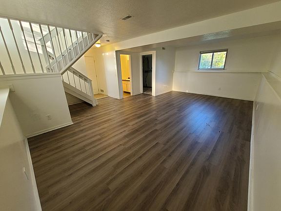 5th image of 2940 Cutler Dr