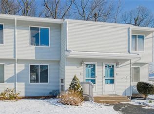 64 Cottonwood Rd #64, Newington, CT 06111