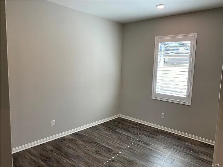 27450 Tyrrhenian Dr — Photo 10