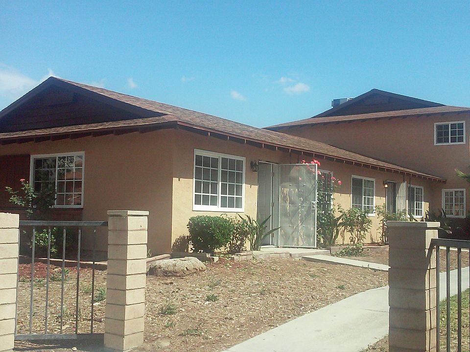 1st image of 1135 Valencia #1-4