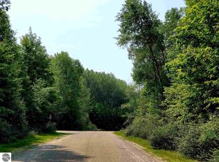 Deerfield Dr, Grayling, MI 49738