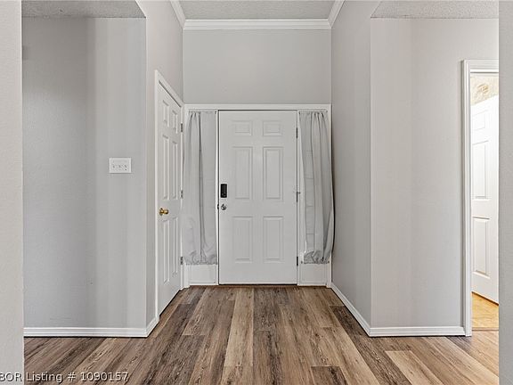 3rd image of 6316 Parkfront Dr