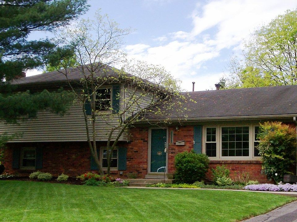 1st image of 3274 Elmhurst Ct