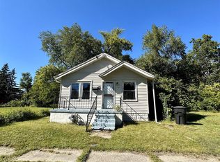 1982 Louise St, Highland Park, MI 48203