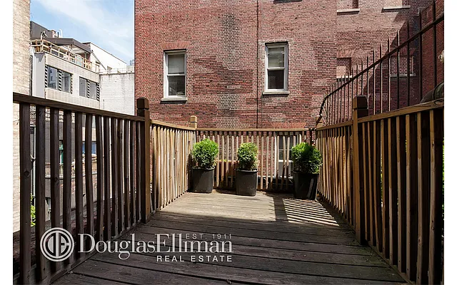 Rented by Douglas Elliman | media 8